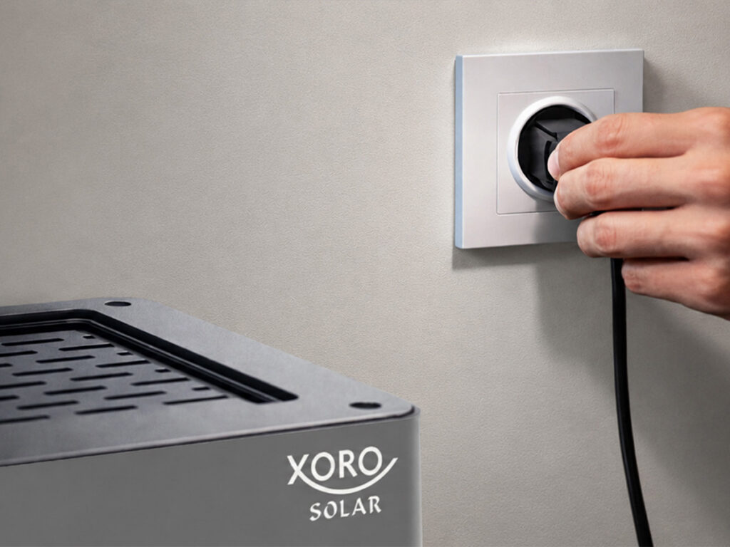 XORO ATLAS PLUS mit AC-Anschluss an eine Haushaltssteckdose